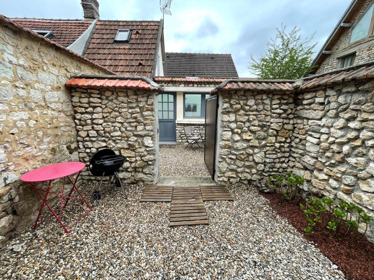 Maison Climatisee Avec Jardin Vernon  Exteriér fotografie