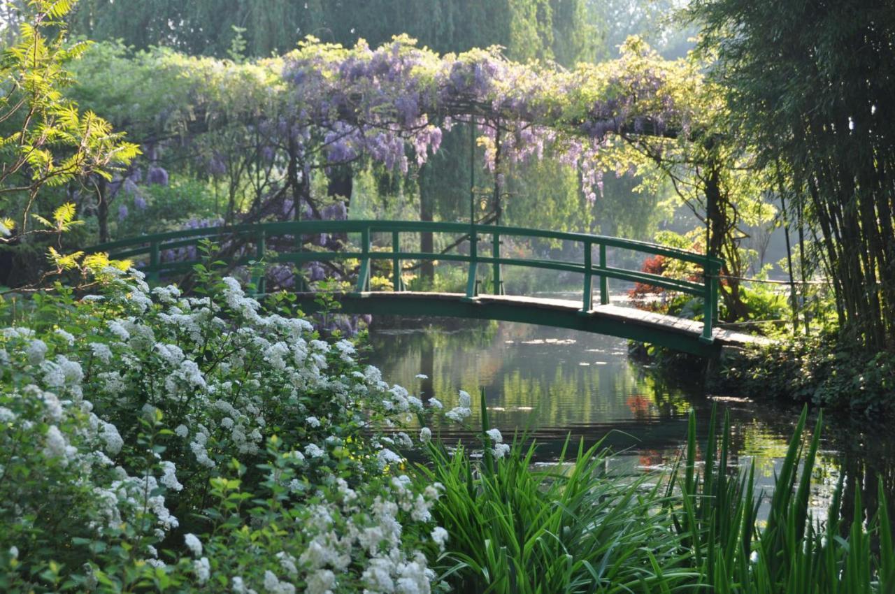 Maison Climatisee Avec Jardin Vernon  Exteriér fotografie
